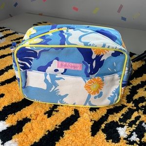 LILLY PULITZER - NWOT makeup Dopp kit bag